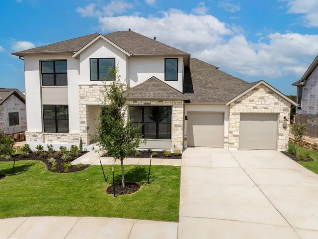 $999,900 | 310 Yaklin Drive, Liberty Hill, TX 78642