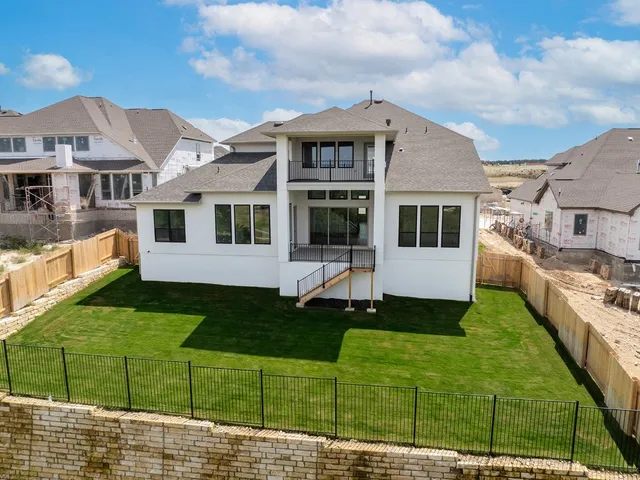 $999,900 | 310 Yaklin Drive, Liberty Hill, TX 78642