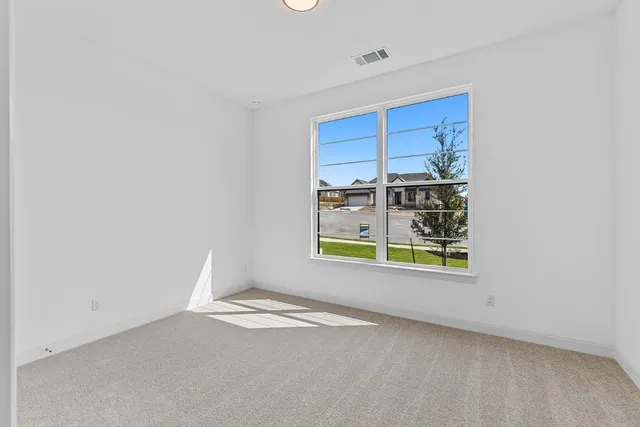 $999,900 | 310 Yaklin Drive, Liberty Hill, TX 78642