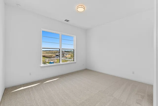 $999,900 | 310 Yaklin Drive, Liberty Hill, TX 78642