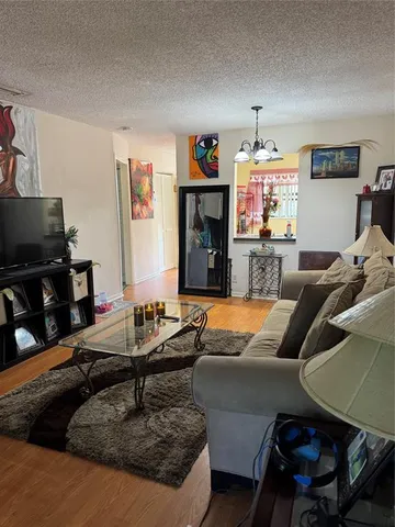 $195,000 | 10577 Royal Palm Boulevard, Unit 10577, Coral Springs, FL 33065