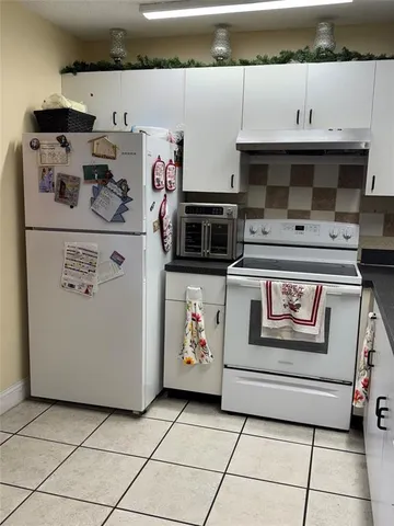 $195,000 | 10577 Royal Palm Boulevard, Unit 10577, Coral Springs, FL 33065