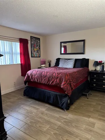 $195,000 | 10577 Royal Palm Boulevard, Unit 10577, Coral Springs, FL 33065