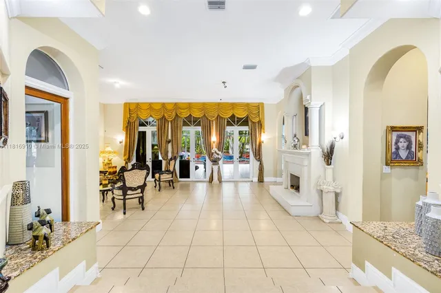 $2,250,000 | 7761 Southwest 122nd Avenue, Miami, FL 33183