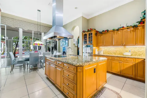 $2,499,000 | 7761 Southwest 122nd Avenue, Miami, FL 33183