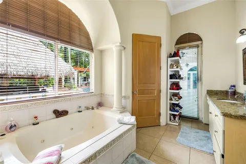 $2,499,000 | 7761 Southwest 122nd Avenue, Miami, FL 33183