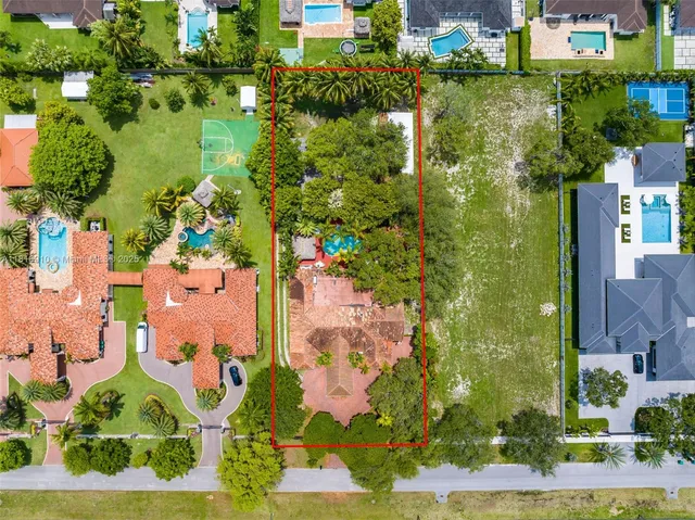$2,250,000 | 7761 Southwest 122nd Avenue, Miami, FL 33183