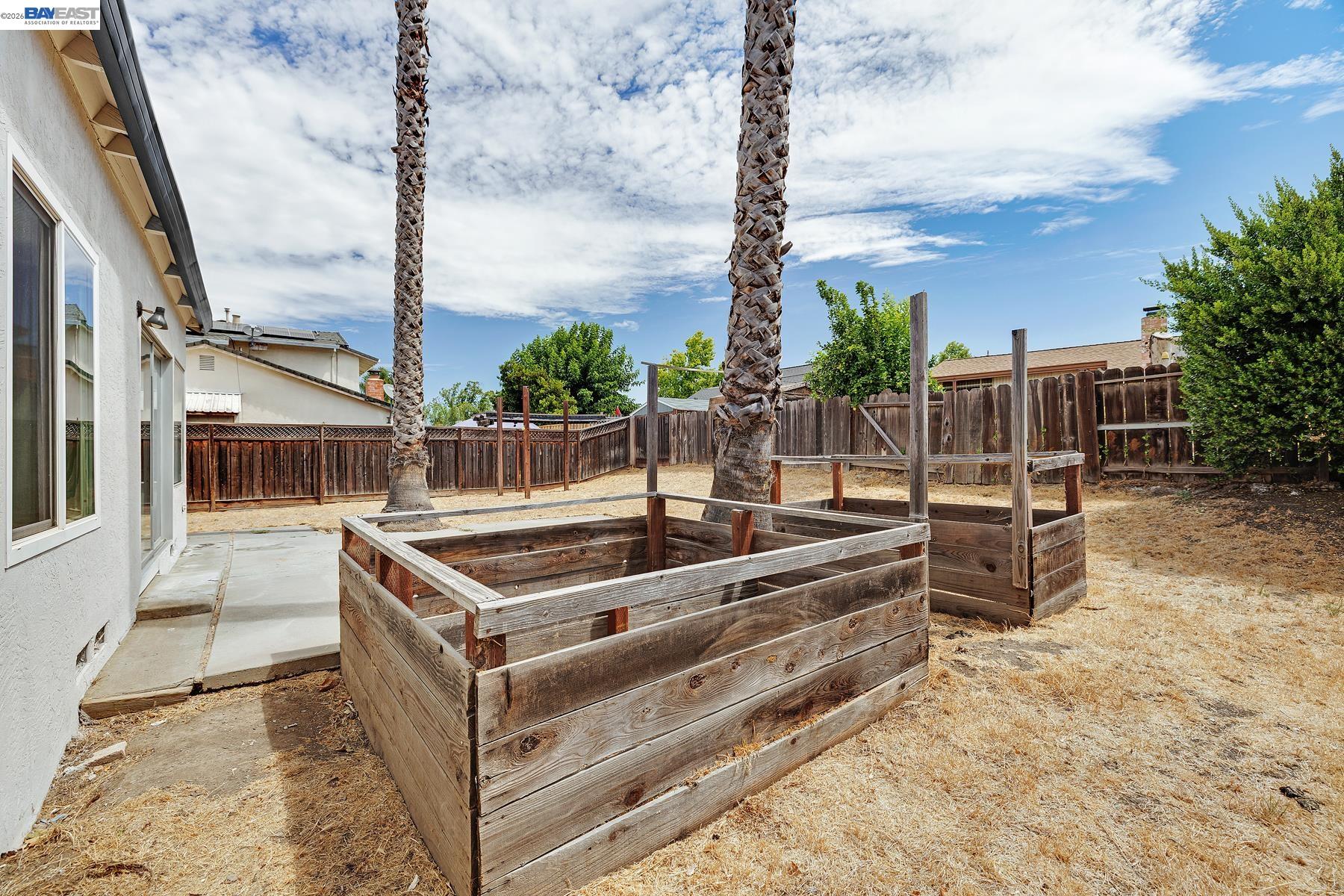 1427 Saybrook Road Livermore, CA 94551 - Photo 29 of 30 Gallery Image 29