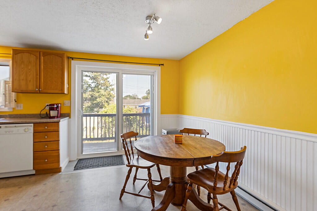 10 Ocean Park Road, Unit 4 Old Orchard Beach, ME 04064 - Photo 10 of 52 Kitchen to back deck