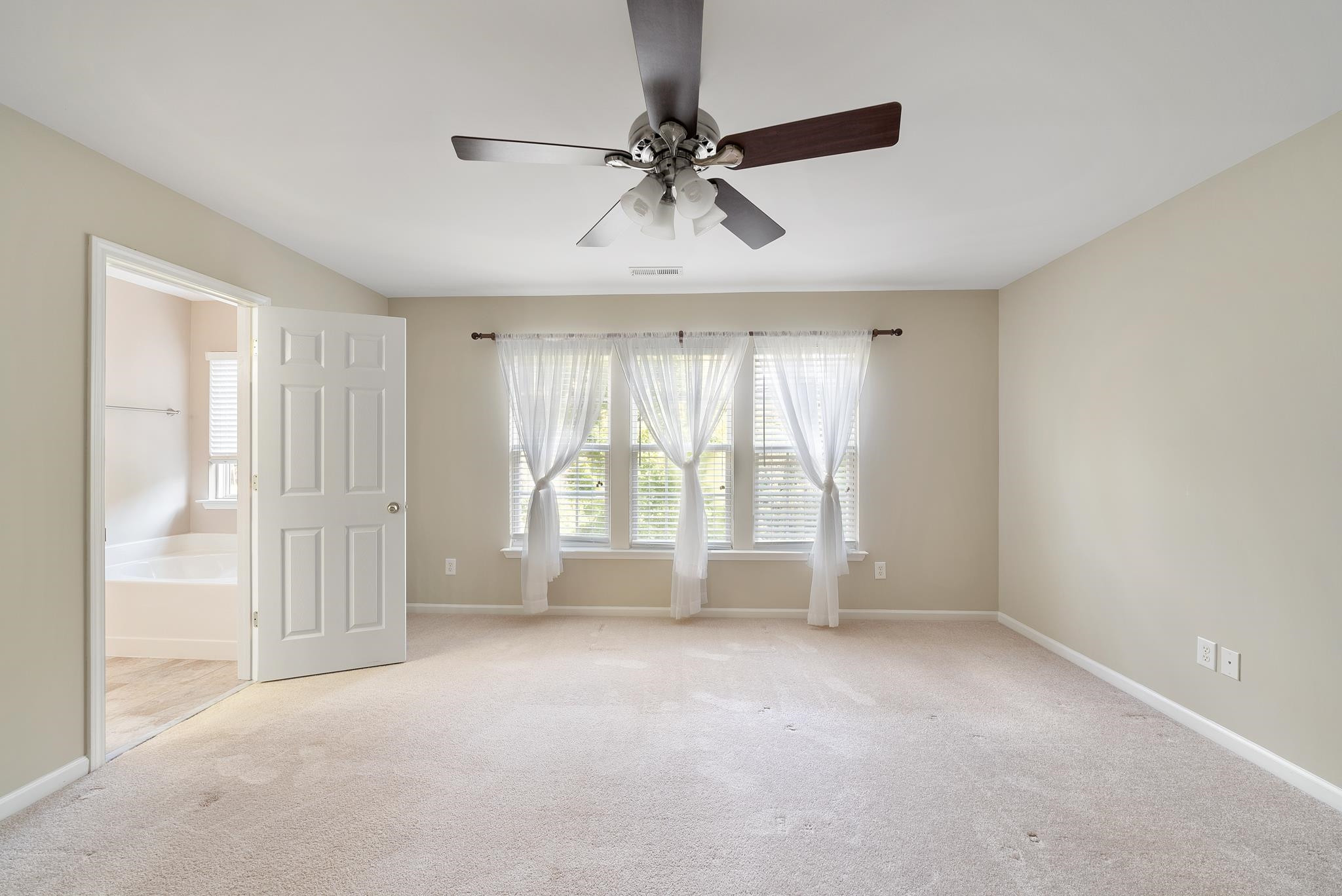 7432 Silver View Lane Raleigh, NC 27613 - Photo 15 of 29 Photo 15