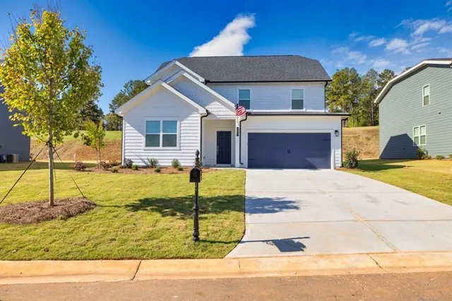 a house view with a outdoor space