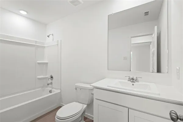 $1,900 | 2045 Derby Lane, Aubrey, TX 76227