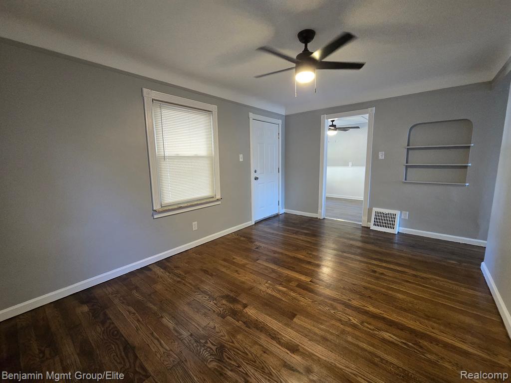 1811 Montie Road Lincoln Park, MI 48146 - Photo 3 of 14