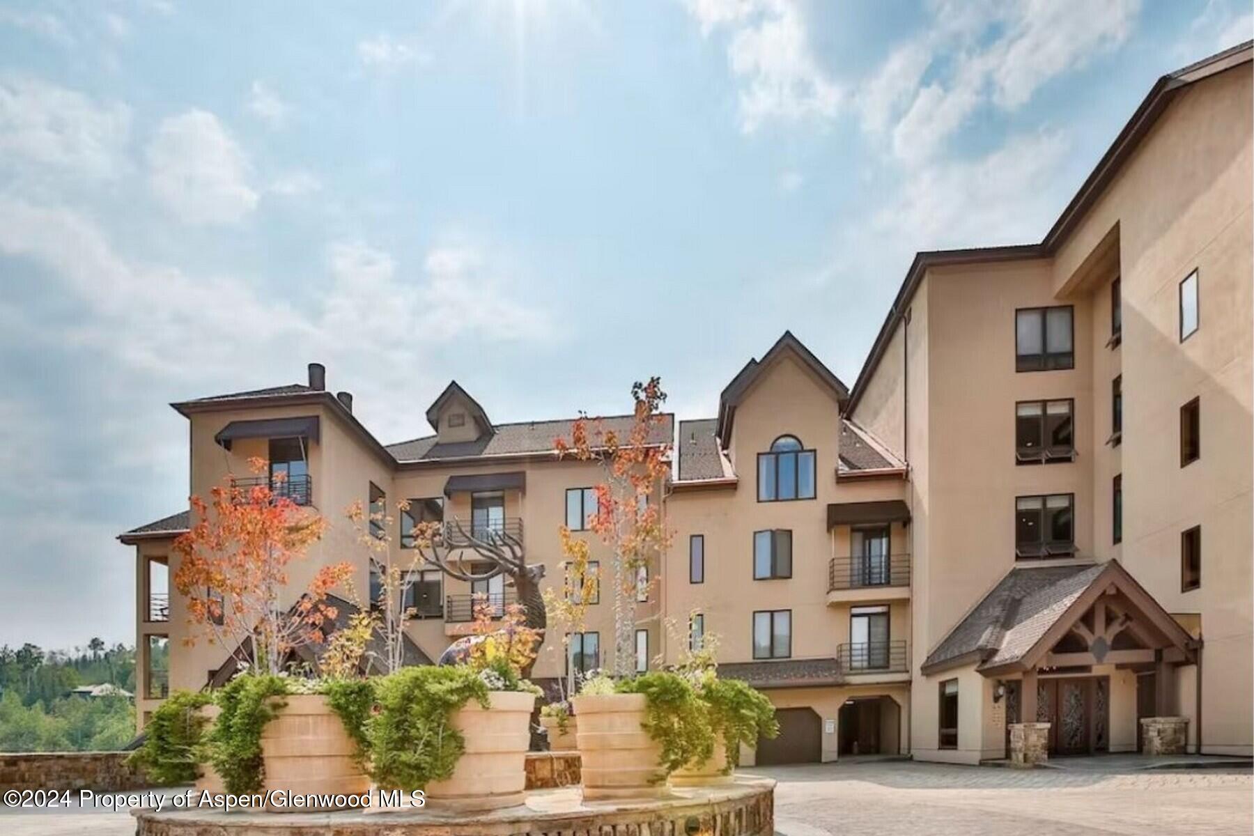 476 Wood Road, Unit 41 Snowmass Village, CO 81615 - Photo 2 of 29 Chamonix @ Woodrun Motor Court