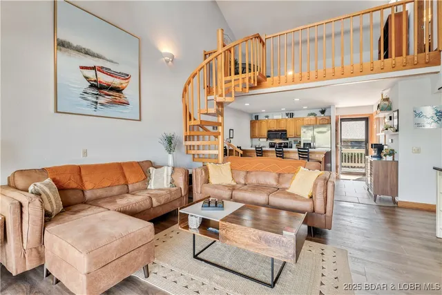 $435,000 | 6570 Pelican Drive, Unit 414, Osage Beach, MO 65065