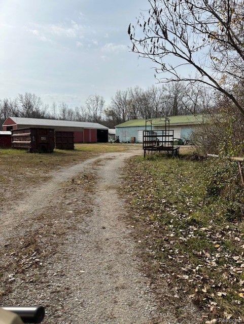 8438 Jordan Road Grand Blanc, MI 48439 - Photo 2 of 32