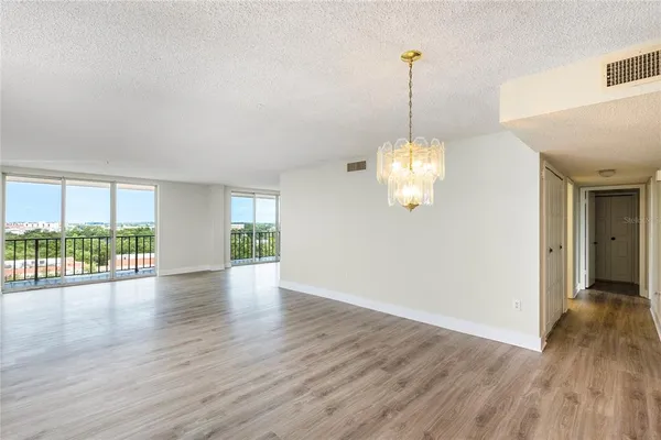$2,300 | 2699 Seville Boulevard, Unit 802, Clearwater, FL 33764