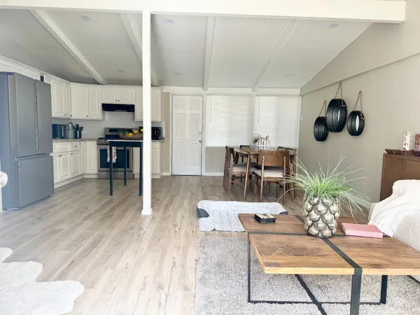 $2,500 | 6015 Alturas Avenue, Stockton, CA 95207