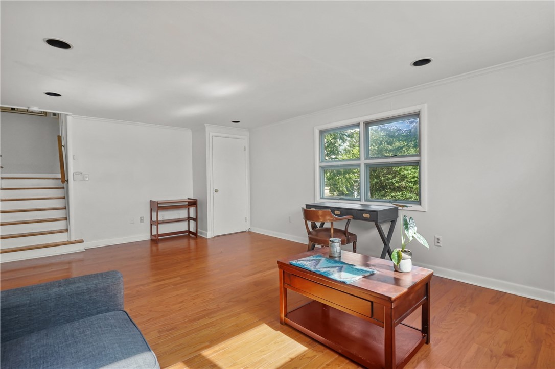 150 Ridge Street Pawtucket, RI 02860 - Photo 28 of 45