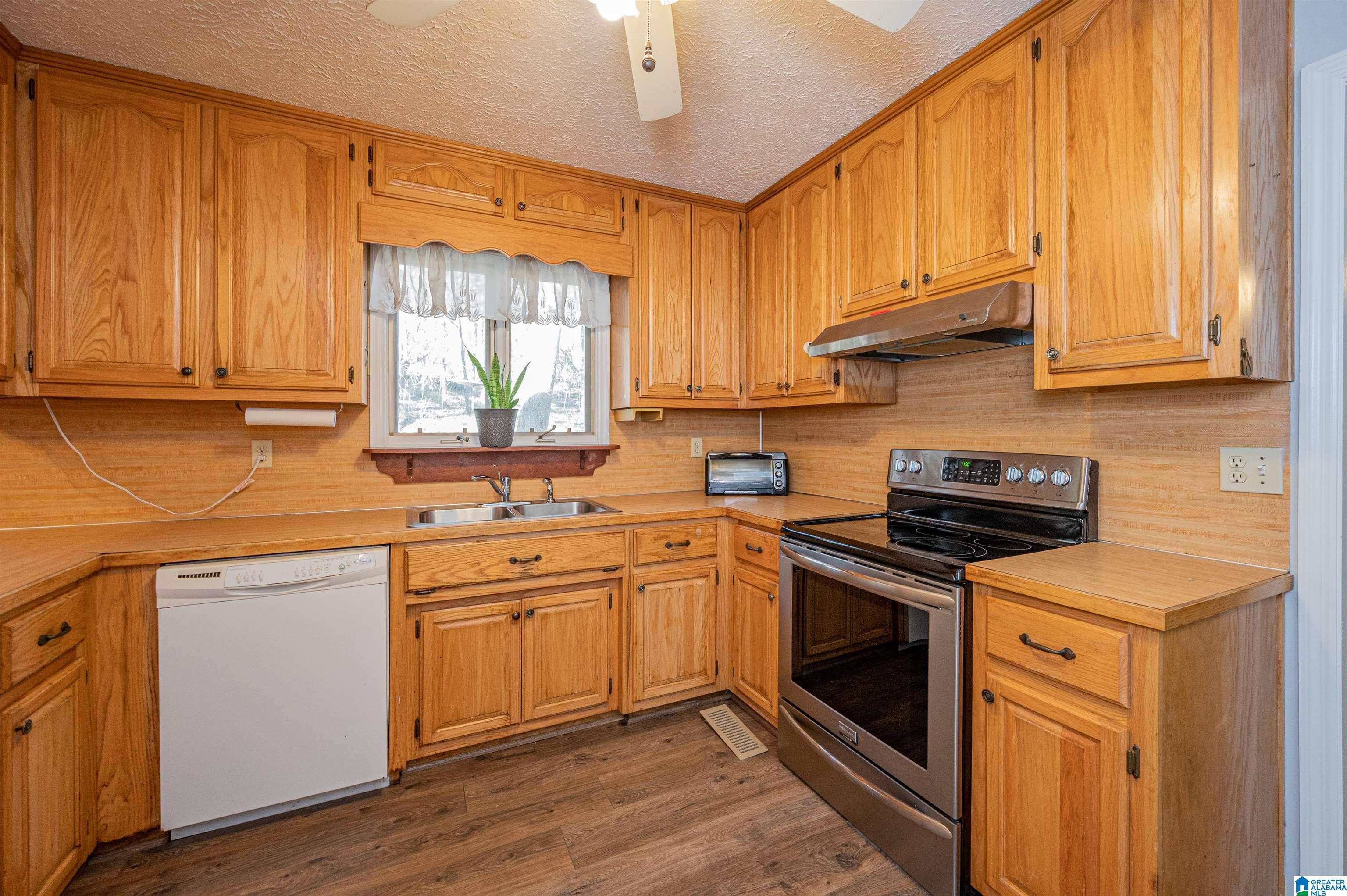 19035 Remlap Drive Remlap, AL 35133 - Photo 13 of 48