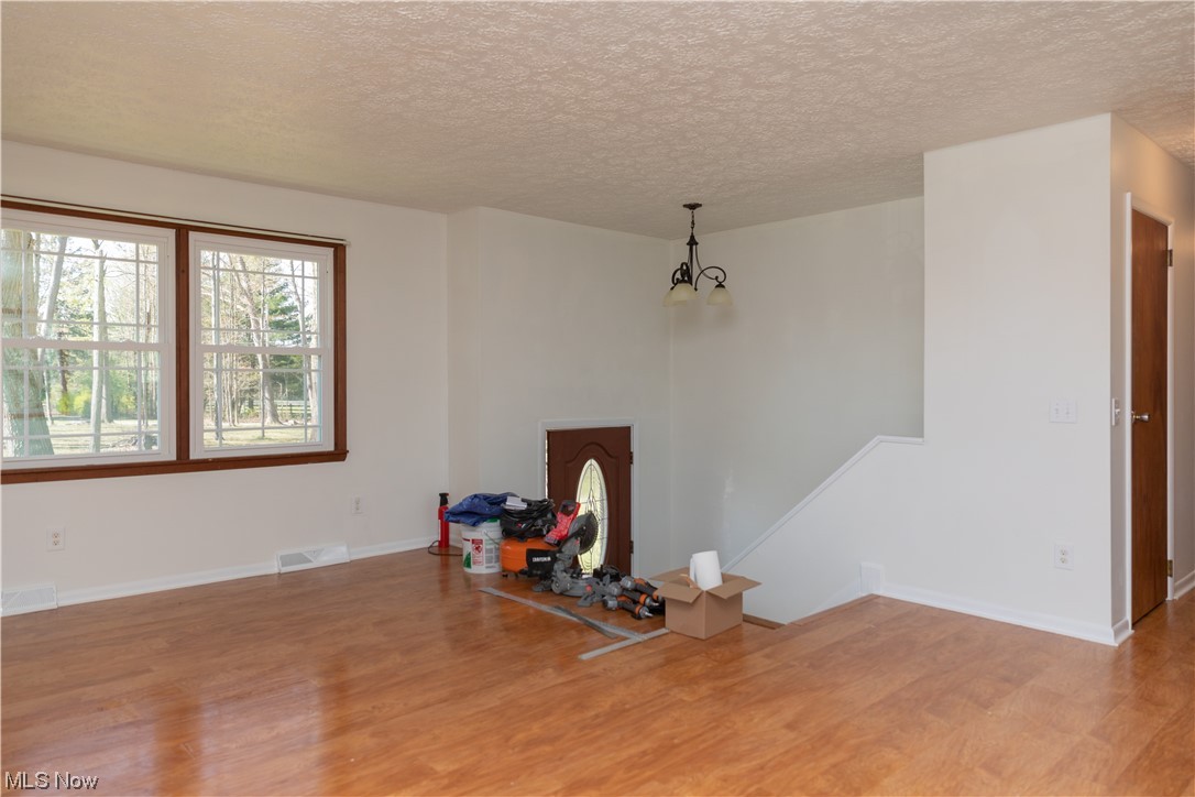 9325 Gilbert Road Ravenna, OH 44266 - Photo 9 of 26 Gallery Image 9