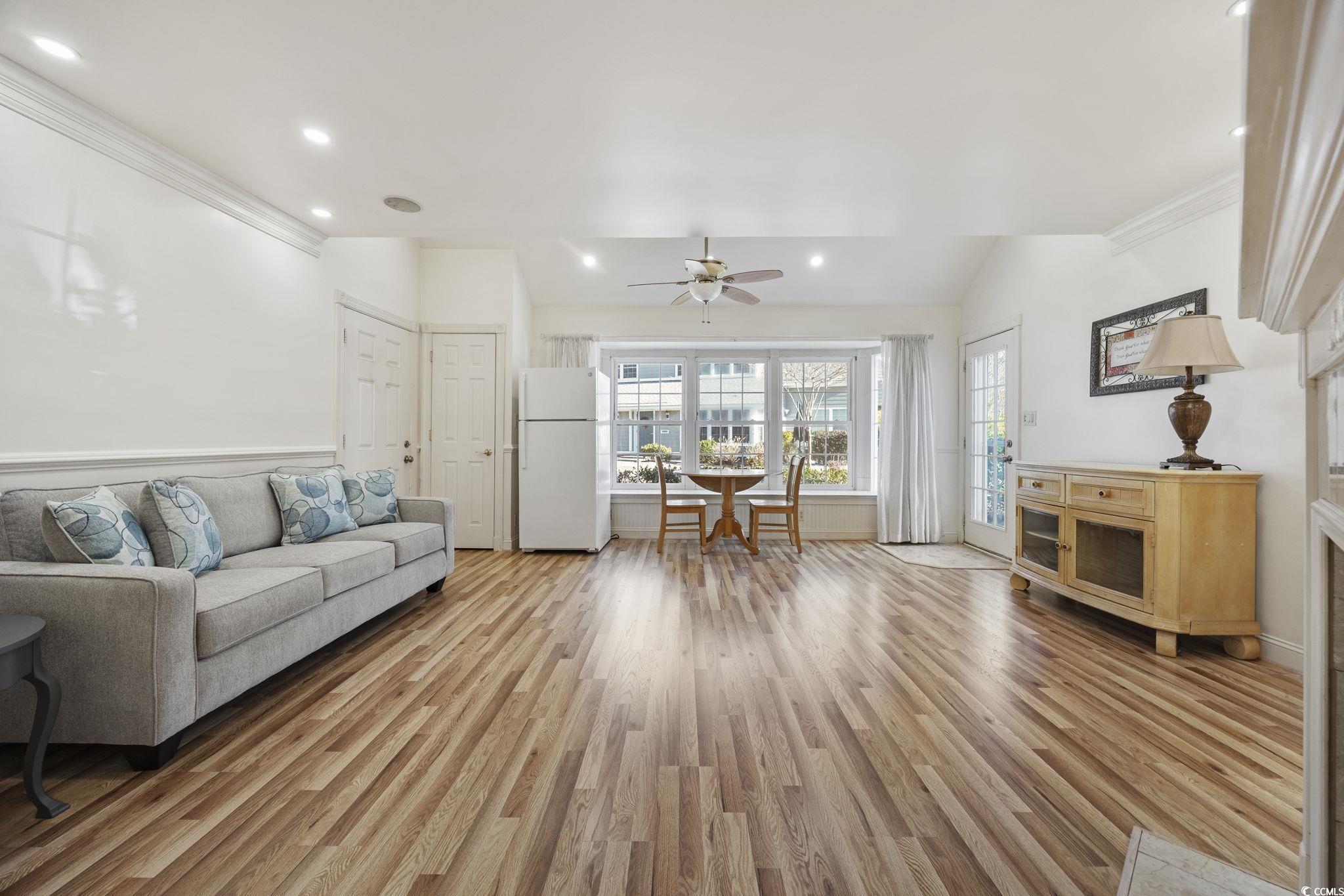 1202 Benna Drive, Unit F Myrtle Beach, SC 29577 - Photo 5 of 34