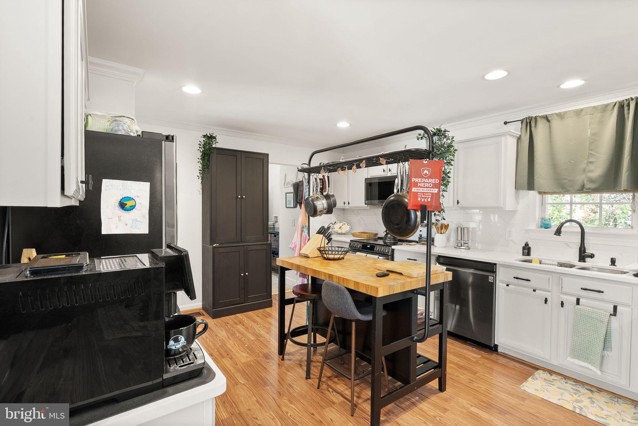 8953 Round Top Road Manassas, VA 20112 - Photo 13 of 60