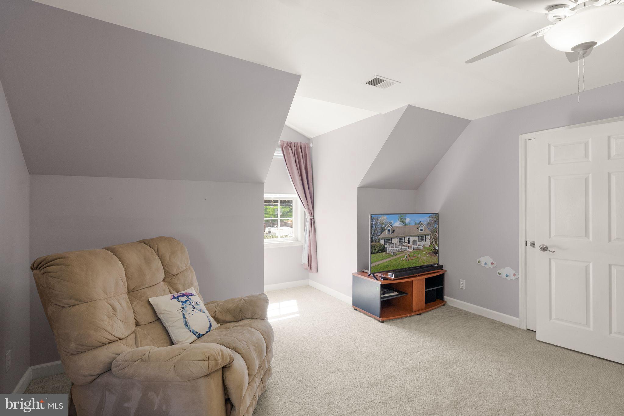 8953 Round Top Road Manassas, VA 20112 - Photo 32 of 60