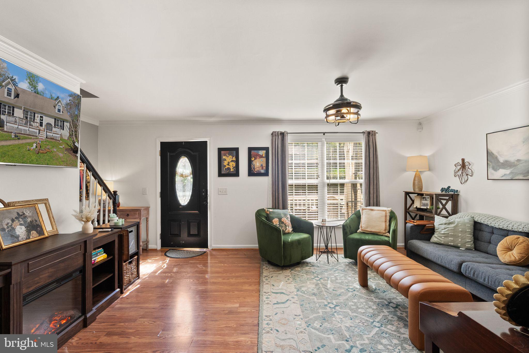 8953 Round Top Road Manassas, VA 20112 - Photo 4 of 60