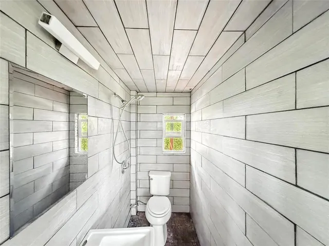 $890 | 4344 Blue Lake Court, Granbury, TX 76048