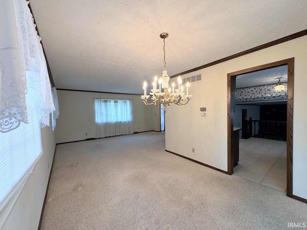 9 Golfview Drive Logansport, IN 46947 - Photo 5 of 33