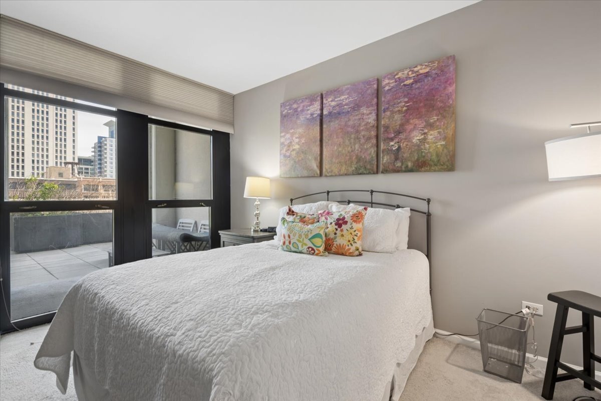 1255 South State Street, Unit 609 Chicago, IL 60605 - Photo 7 of 12