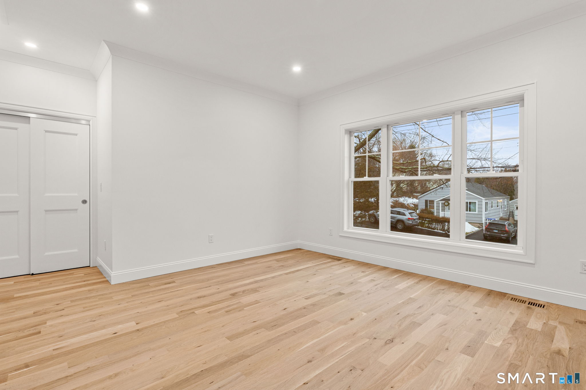 108 New England Avenue Fairfield, CT 06824 - Photo 10 of 24