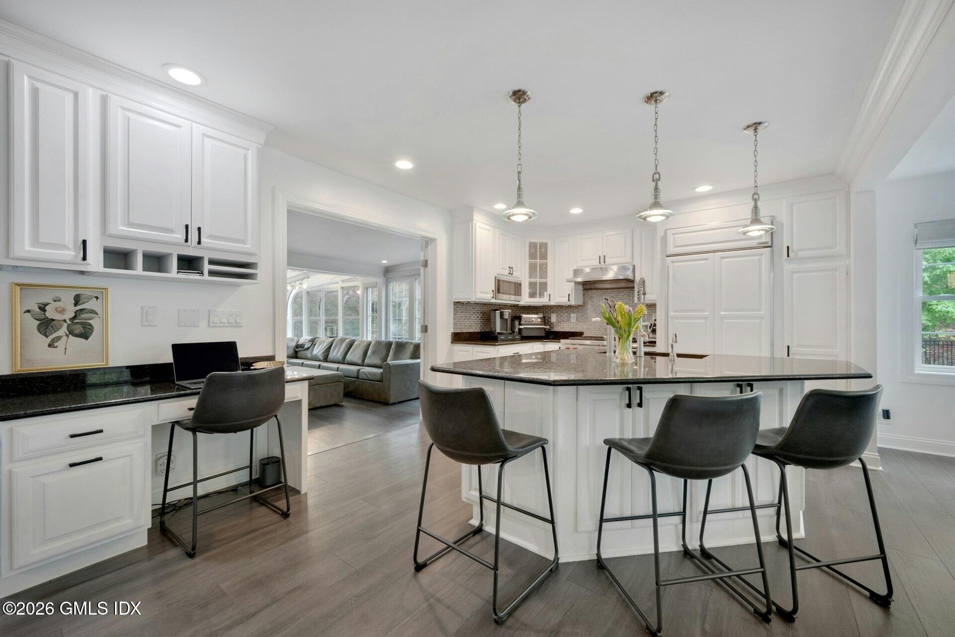 68 Hillcrest Park Road Old Greenwich, CT 06870 - Photo 17 of 38 011-492270-MC8_8533_14607077