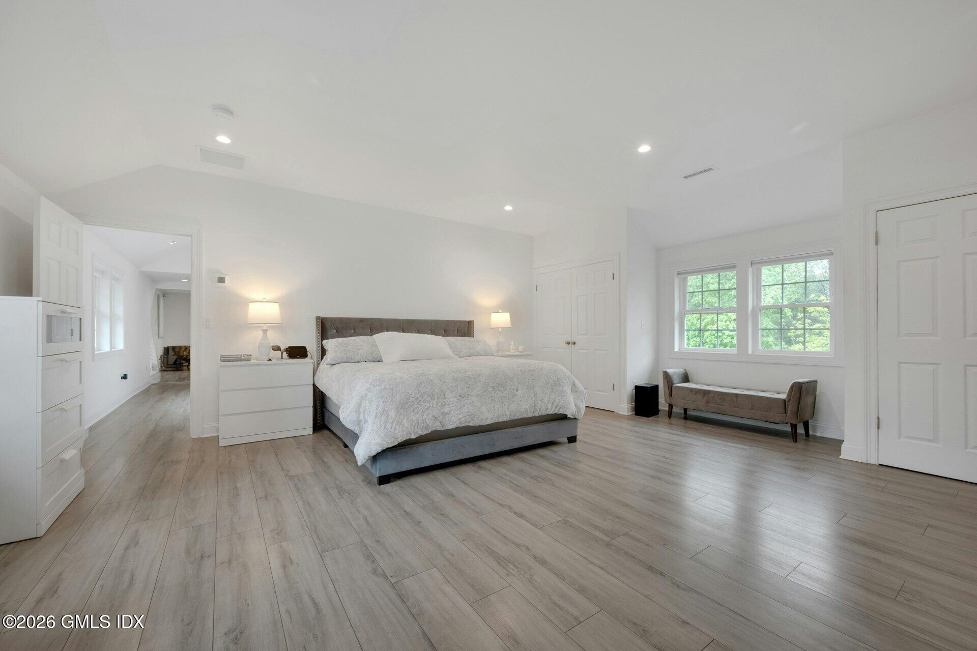 68 Hillcrest Park Road Old Greenwich, CT 06870 - Photo 23 of 38 029-492270-MC8_8633_14607176
