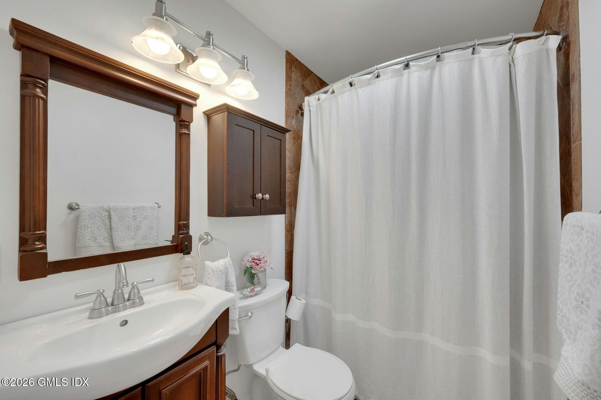 68 Hillcrest Park Road Old Greenwich, CT 06870 - Photo 29 of 38 022-492270-MC8_8598_14607142