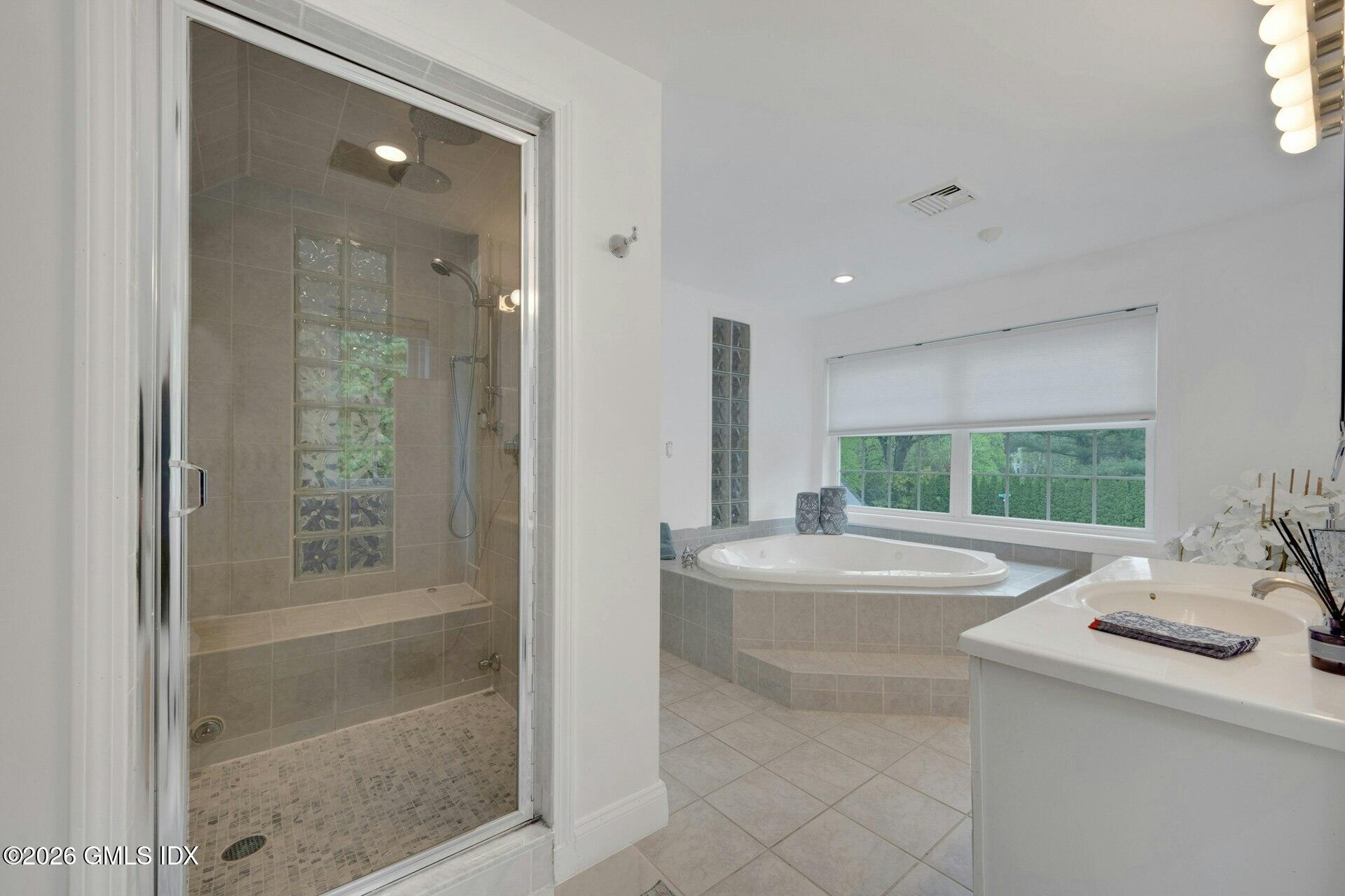 68 Hillcrest Park Road Old Greenwich, CT 06870 - Photo 35 of 38 026-492270-MC8_8618_14607160