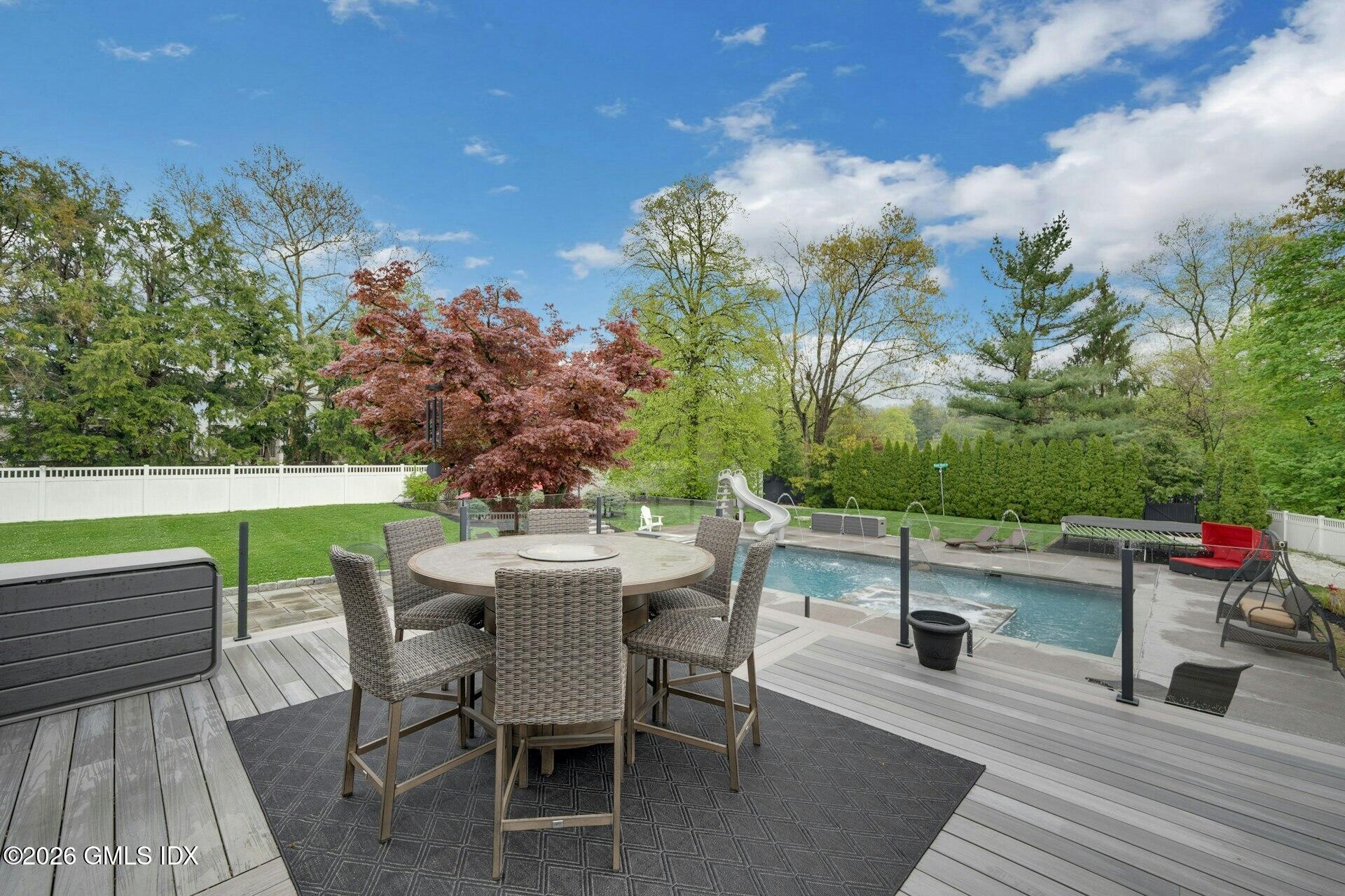 68 Hillcrest Park Road Old Greenwich, CT 06870 - Photo 6 of 38 036-492270-MC8_8673_14607205