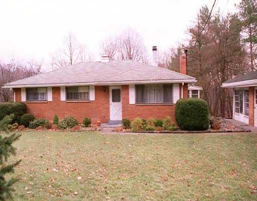 272 Shafer Road Coraopolis, PA 15108 - Photo 1 of 1 Gallery Image 1