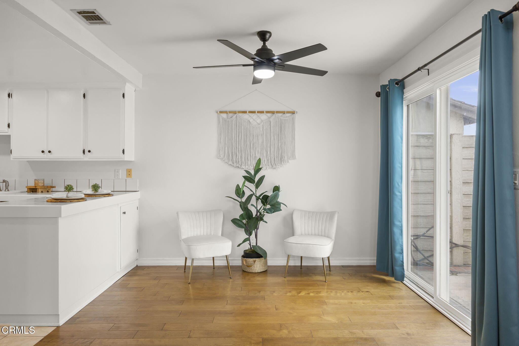 2210 North H Street Oxnard, CA 93036 - Photo 8 of 32 9-web-or-mls-Upmarketmedia_2210NH-27