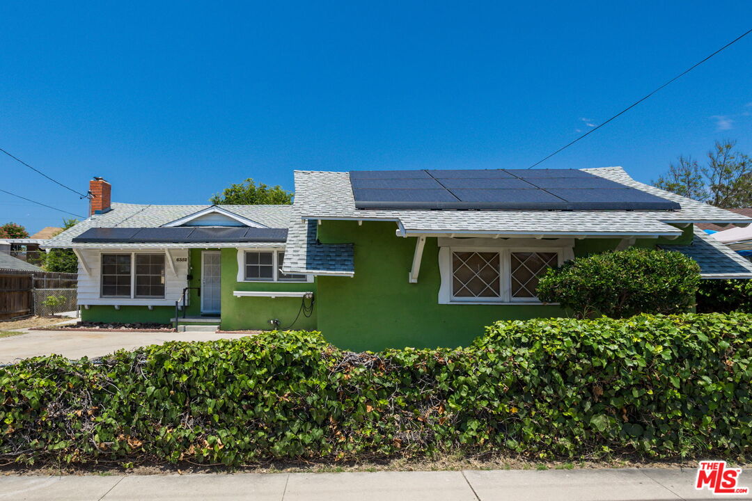 6352 Clyde Avenue San Diego, CA 92139 - Photo 4 of 30 a front view of a house with garden