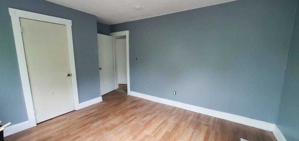 46 Wright Street Gardner, MA 01440 - Photo 6 of 10