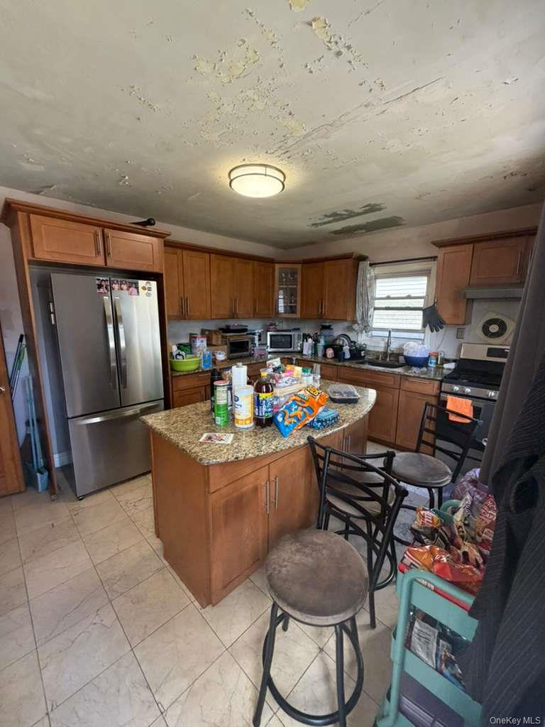 247-20 136th Road Queens, NY 11422 - Photo 2 of 11