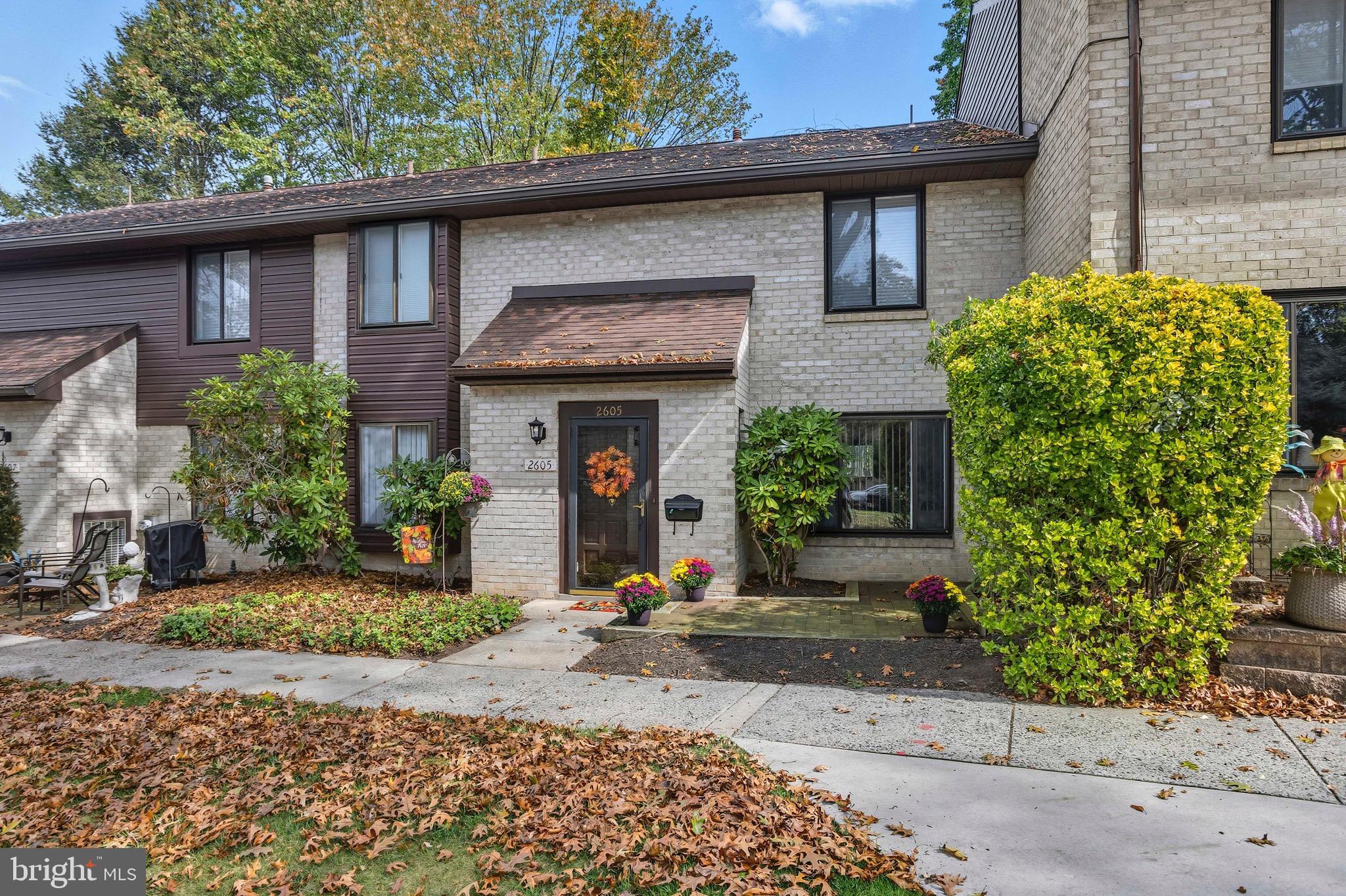 2605 Red Oak Circle Springfield, PA 19064 - Photo 1 of 20 Gallery Image 1