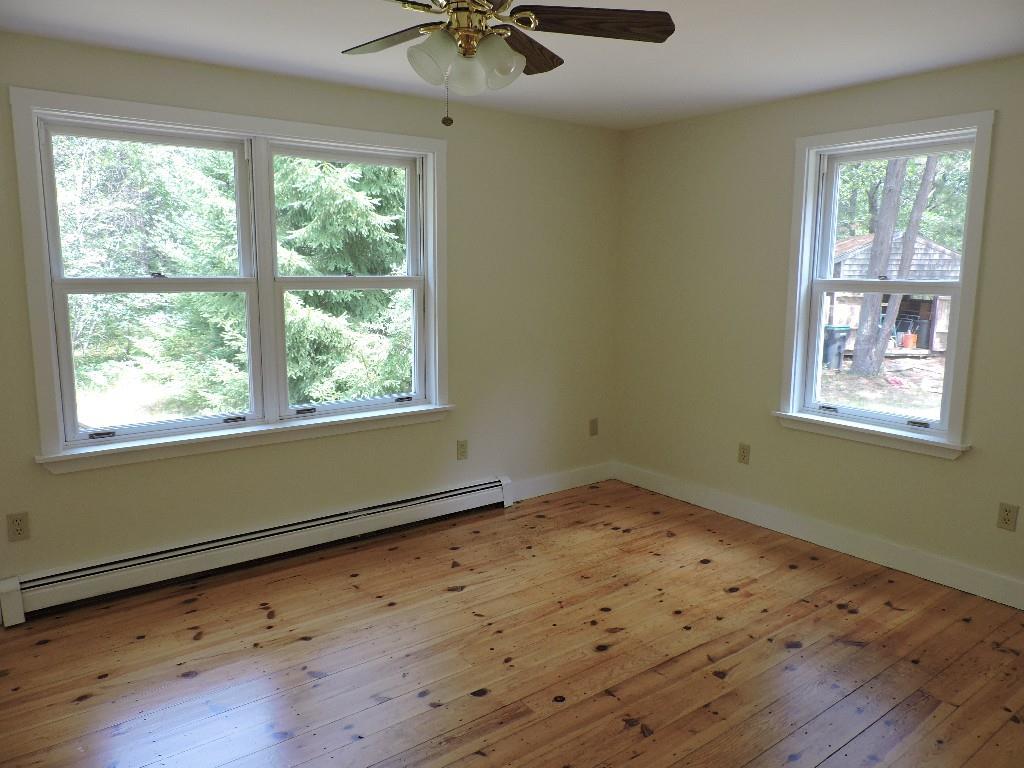 44 Middle Road Kennebunk, ME 04043 - Photo 5 of 23 Photo