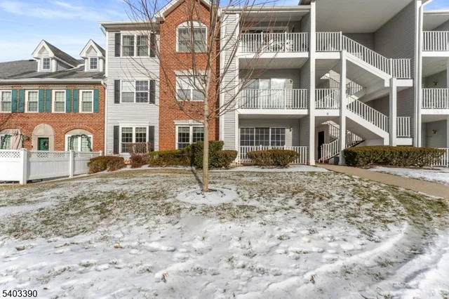 $350,000 | 805 Breckenridge Drive, Somerville, NJ 08876