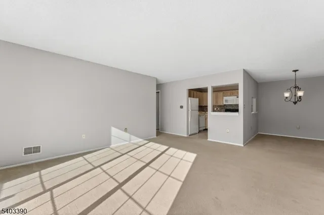 $350,000 | 805 Breckenridge Drive, Somerville, NJ 08876