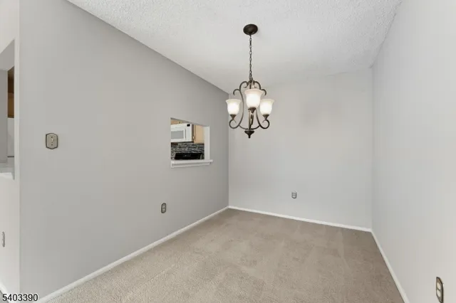 $350,000 | 805 Breckenridge Drive, Somerville, NJ 08876