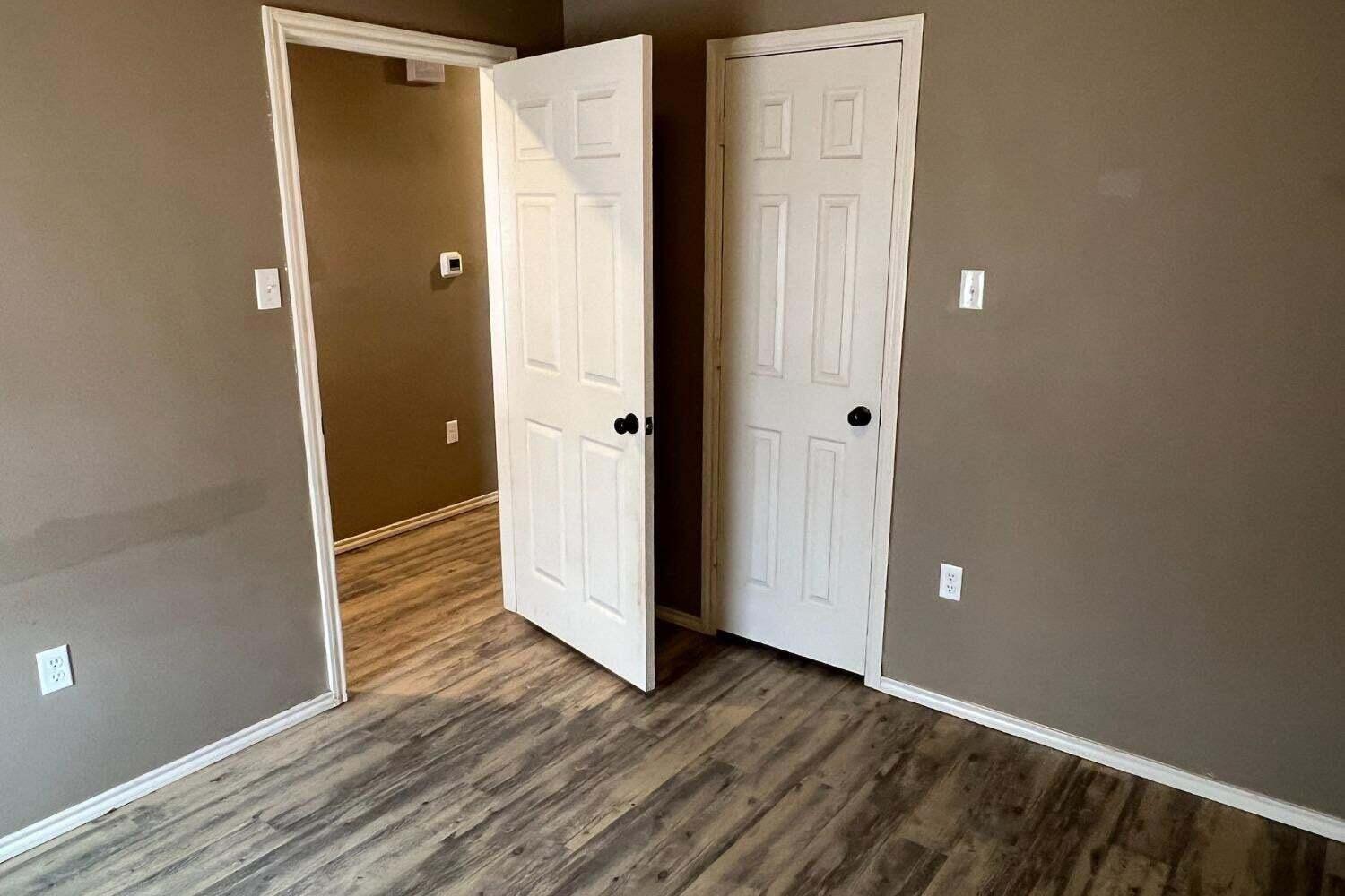 3602 East 3rd Place Lubbock, TX 79403 - Photo 8 of 14 Primary Bedroom