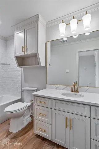 $487,900 | 807 Walstonburg Lane, Benton, LA 71006